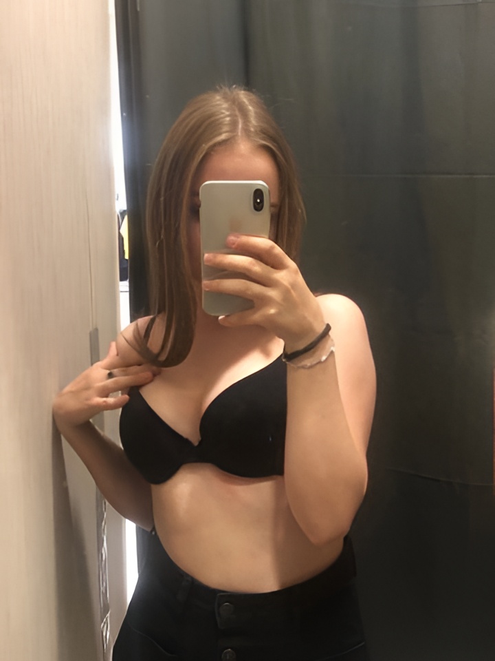 Хельга привлекальеная девушка из Шелехова цена от 2500 руб