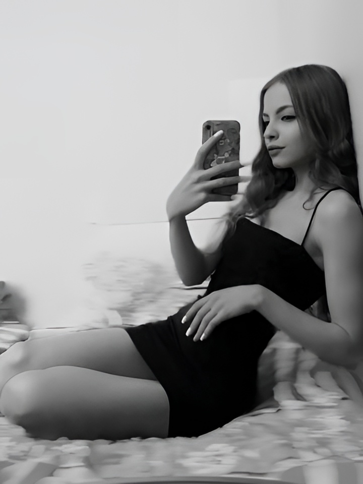 Индивидуалка Леночка, доступна для личного знакомства от 2000 руб