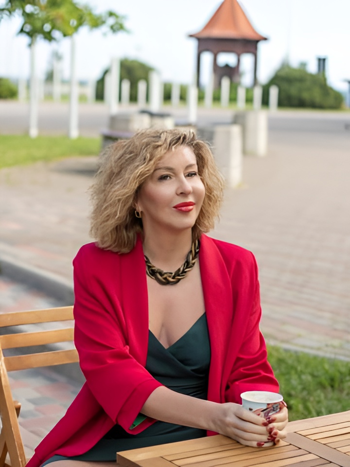 Олеся привлекальеная девушка из Шелехова цена от 2500 руб