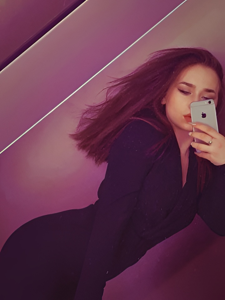 Яна привлекальеная девушка из Шелехова цена от 3000 руб