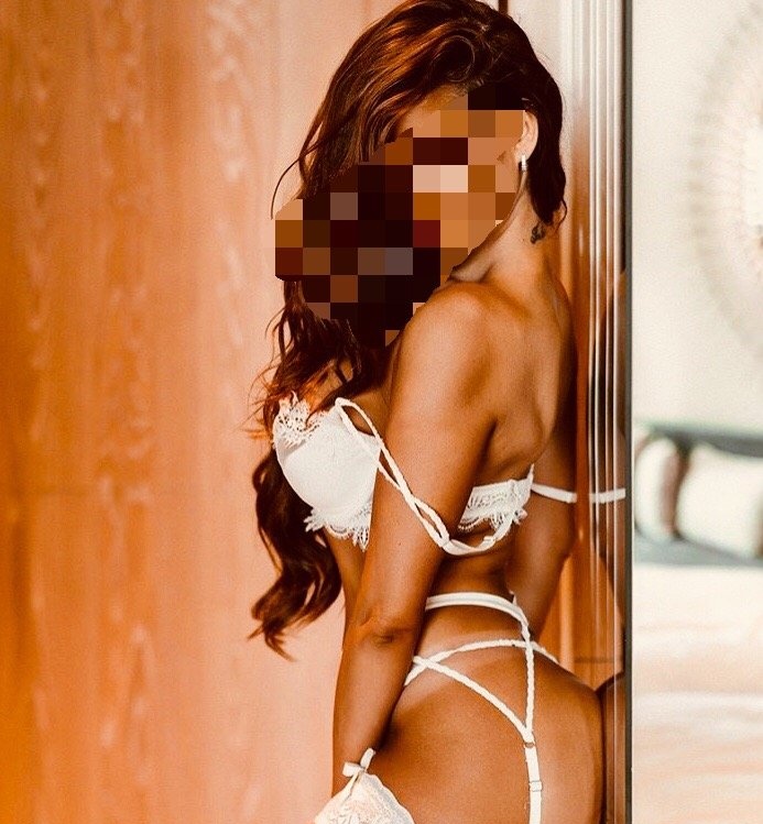 Туна привлекальеная девушка из Шелехова цена от 11000 руб