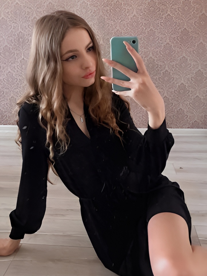 Индивидуалка Леночка, доступна для личного знакомства от 2000 руб