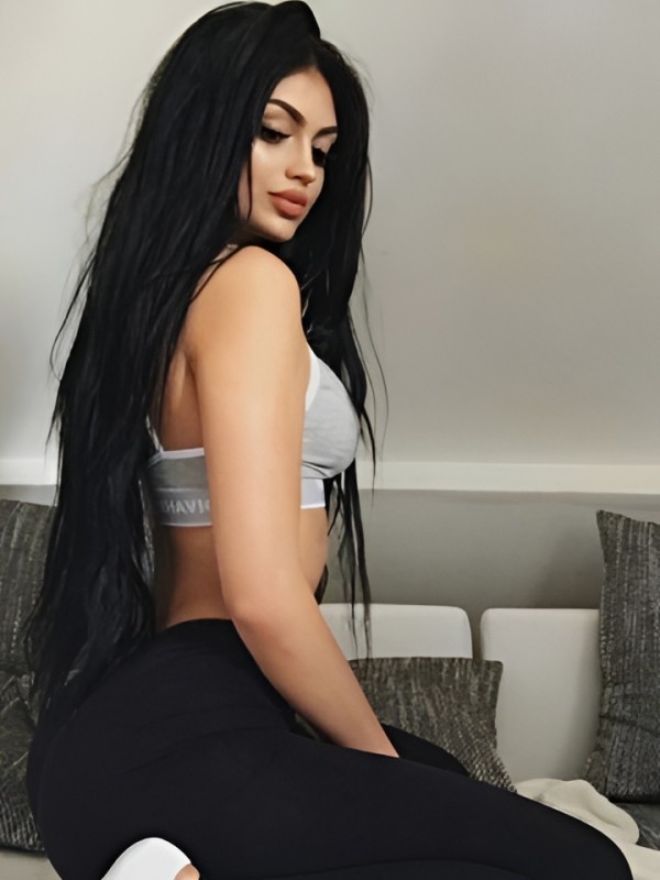 Нелли привлекательная девушка из Шелехова цена от 2500 руб