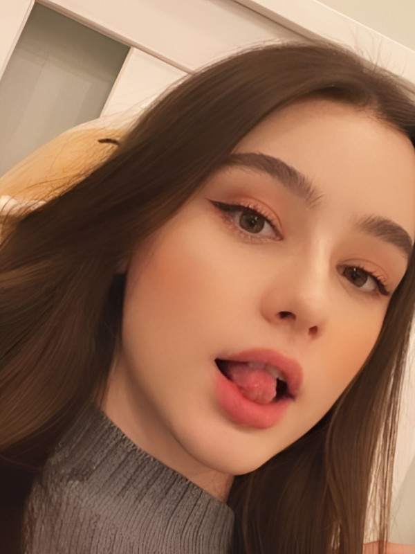 Услада привлекательная девушка из Шелехова цена от 2500 руб