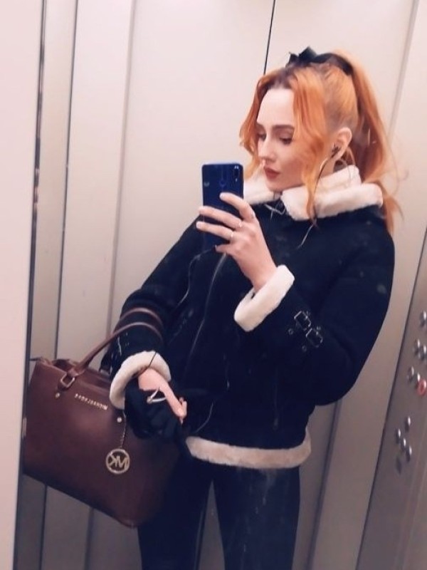 Лена привлекательная девушка из Шелехова цена от 3000 руб